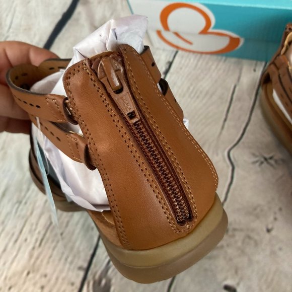 BareTraps Brown Kaiser Women Sandals - Picture 5 of 8